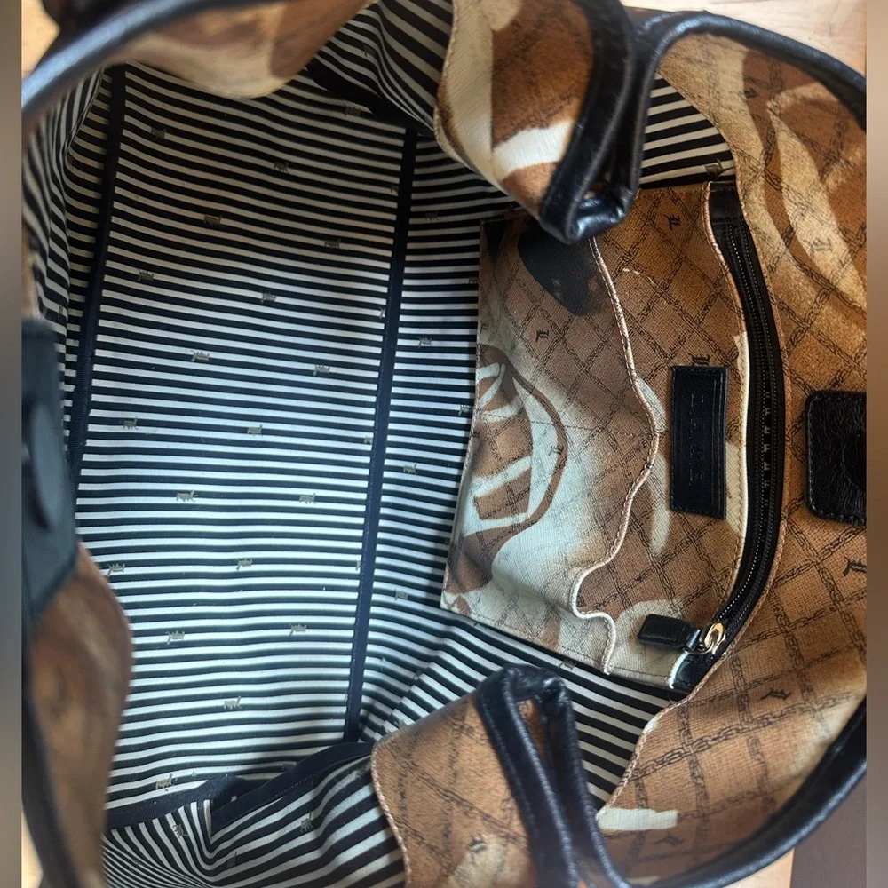 Rare L.A.M.B. By Gwen Stefani "Stencil" Graphic Tote + Stripped Cloth Bag - Picture 9 of 12